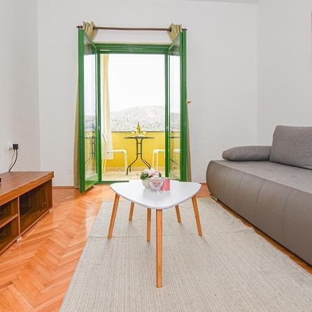 Apartments Kate Pag Town Bagian luar foto